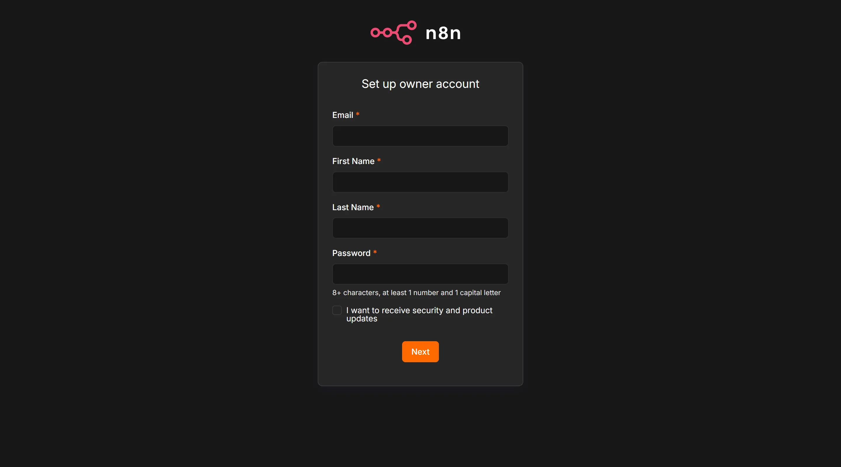 Màn hình đầu tiên của n8n sau khi cài xong: khung "Set up owner account" với bốn ô bắt buộc Email, First Name, Last Name, Password, dòng luật mật khẩu "8+ characters, at least 1 number and 1 capital letter", một ô đánh dấu nhận thư cập nhật, và nút Next. Chưa tạo xong tài khoản này thì không vào được phần nào khác.